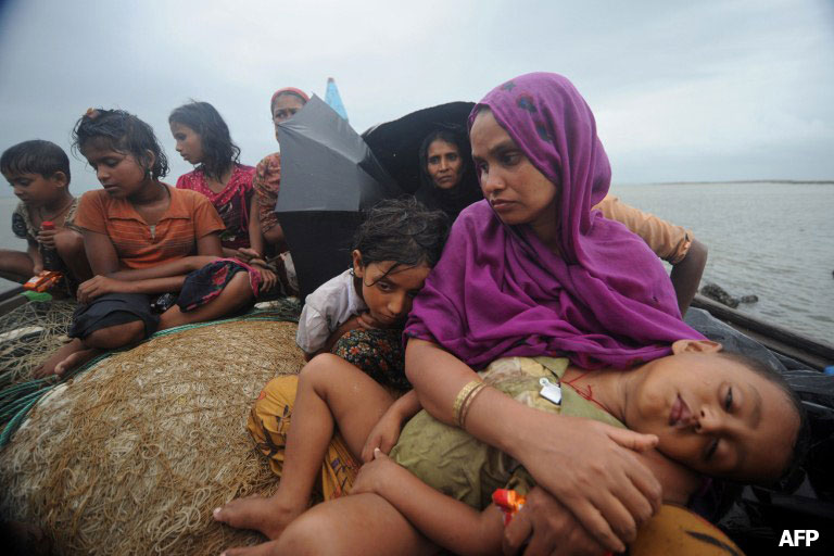 original_rohingya-muslims-trying-to-cross-the-naf-river