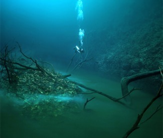 under-water-river-pic3