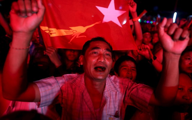 Supporters+of+Myanmar+opposition+leader+Aung+San+Suu+Kyi+celebrate+partial+results