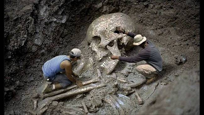 Brazil-Giant-Skeleton
